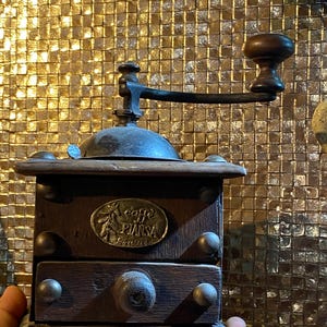 Vintage Caffè Piansa Coffee Grinder: Rustic Italian Kitchen Decor
