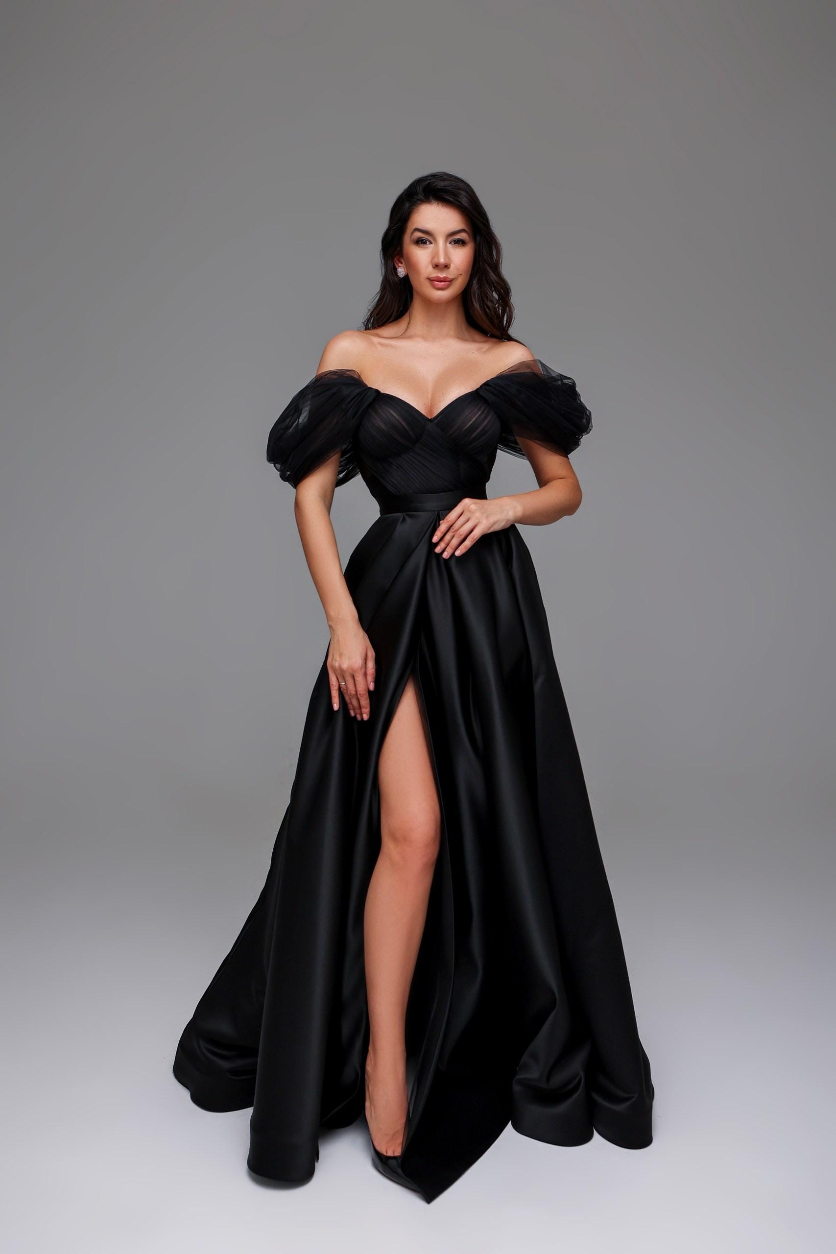 Black Strapless High-Slit Evening Dress With Gauze - Gothic Wedding Dress Y2386