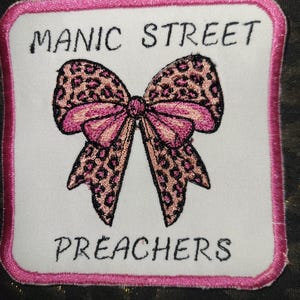 Parche con estampado de leopardo de Manics