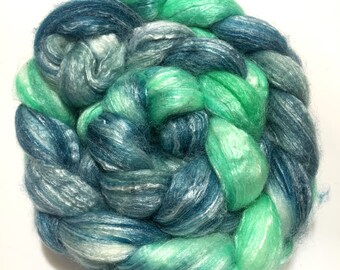 SW Merino Bamboo Top Blend. 50/50%, 4 oz Superwash Merino Bamboo, Merino, Bamboo, Spinning Fiber, Handdyed SW Merino Bamboo Top, No. 4-9