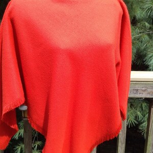 Red Handwoven Poncho Tissage Au Terroir Canada