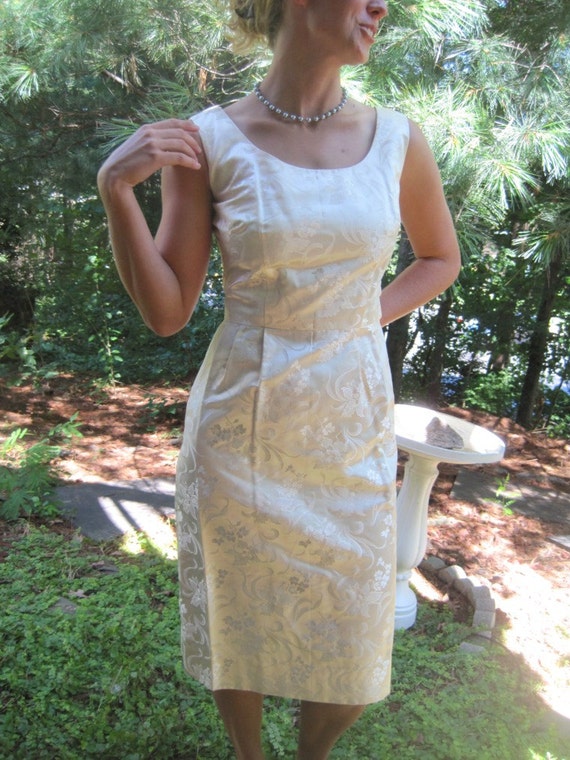 Ivory wiggle dress 2025