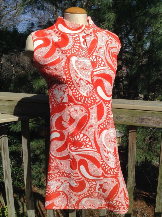 Vintage Red Swirl Dress - image 2