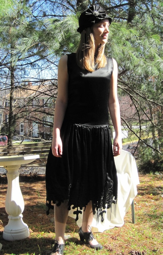 Black Silk Flapper Dress - image 2