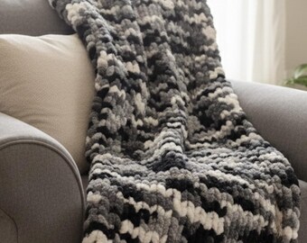 Manta gruesa súper suave blanca, gris y negra hecha a mano, suave y acogedora, regalo hecho a mano, manta de punto grueso, regalo del día de la madre, regalo de baby shower