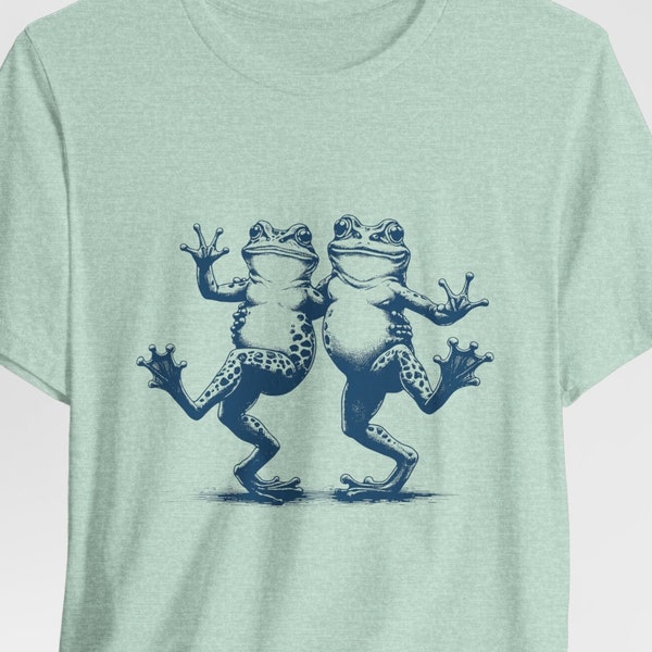 Couple frogs dancing Graphic T Shirt,Funny Retro Shirt,Funny Frogs Meme Tee,Vintage Funny tShirt,Frogs Lovers, funny shirt, animal shirt