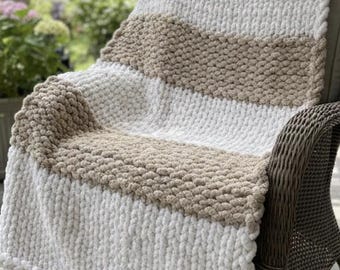 Manta gruesa súper suave con diseño de café con leche, hecha a mano, suave y acogedora, regalo hecho a mano, manta de punto grueso, regalo de baby shower, manta de regalo de boda