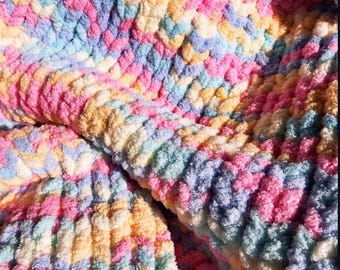 Multicolor Chunky Blanket Handmade,Soft & Cozy Handmade Gift Chunky Knit Blanket,Trhrow size, Handmade With Love,Super chunky blanket throw