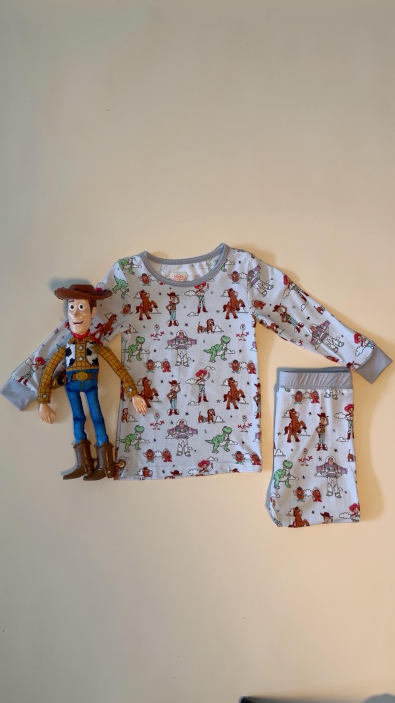 リ*ー様 buzzy セットアップ Toy Story Bamboo Pajama Set | Toddler