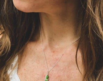 Best Friends bff two peas in a pod necklace- gift for her twin mom grandma birthday sister mother day daughter valentines two pea jewelry