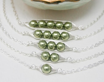 Peas in a pod bracelet ***** custom gift for her new mom twin triplet , sister, best friend, grandma mother daughter day, peapod pea jewelry