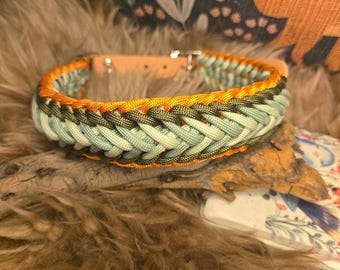 Collare per cani "Prairie Lily" in paracord intrecciato - Taglia media e grande, regolabile, impermeabile.