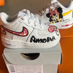 Custom Shoes : ANY theme