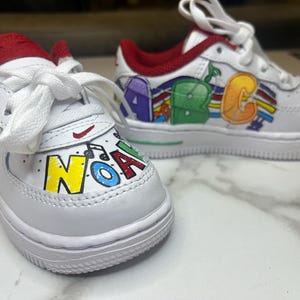 Custom Shoes : ANY theme