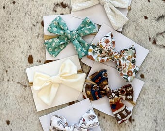 Juego de 6 diademas con lazo para bebé: elige tus estampados / Lazos para bebé estilo western y floral / Hechos a mano en nailon suave / Pinza de cocodrilo