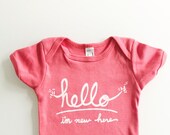 Hello I'm New Here - Funny text baby gift (6-12 mo - coral)