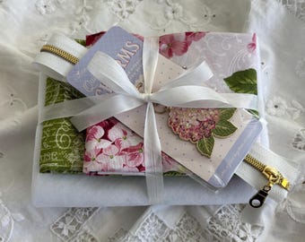 Hydrangeas in the Garden Project Bag Kit | Supplies to Make Project Bag | Jennifer Bosworth for Riley Blake Designs | Zipper and Charm