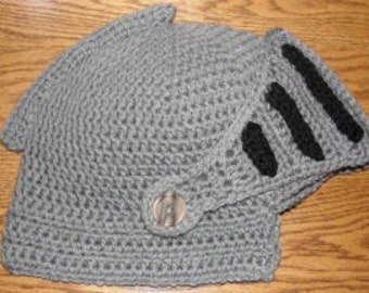 Bonnet de casque de chevalier au crochet fait main - La chaleur ultime du guerrier