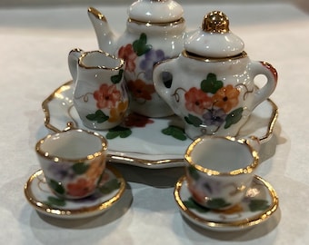 Mini service à thé floral en porcelaine à bordure dorée
