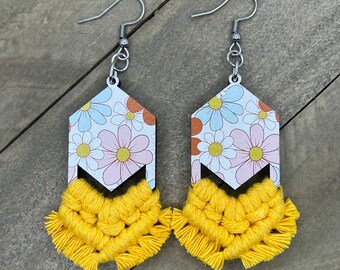 Flower Macrame Earrings. Wood Pendant Earrings. Flower Print Earrings. Wooden Macramé Earrings. Wooden Earrings. Macramé Statement Earrings.