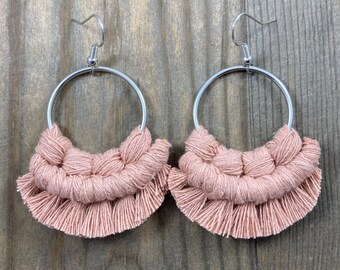 Dusty Blush Macrame Earrings. Pink Macrame Fringe Earrings.  Pink Knotted Fringe Earrings. Small Statement Earrings. Boho Earrings.