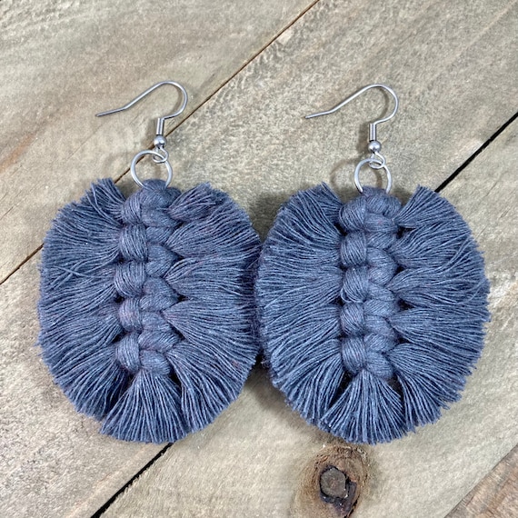 Feather fringe earrings outlet