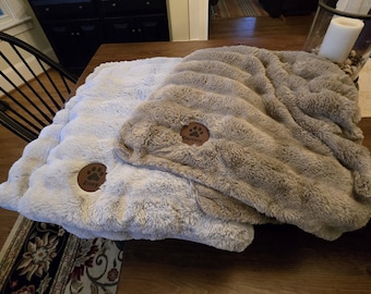 Personalized Faux Rabbit Fur Blanket, Double Sided Ultra Soft Plush Throw with Leather Patch, Custom Name Gift, Cozy Couch and Bedroom Decor