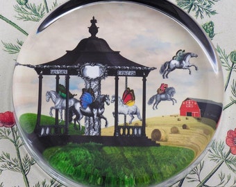 Carousel Americana Glass Round Paperweight tartx