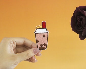 naszywka z herbatą bąbelkową, naszywka z napojem, naszywka do prasowania, naszywka haftowana, aplikacja, naszywki do prasowania na ubraniach,