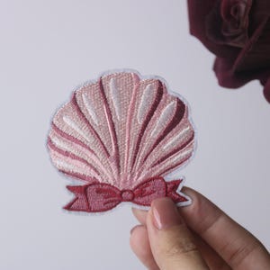 pink sea shell patch, mermaid patch, iron on patch, embroidered patch, applique, iron on clothing labels,