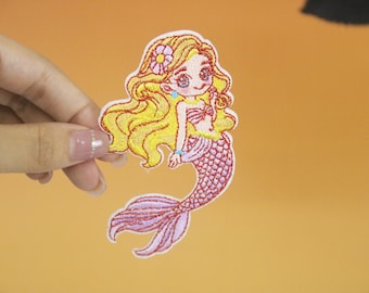 stick on gorgeous mermaid patch, iron on patch, embroidered patch, applique, iron on clothing labels,