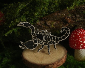 gorgeous stick on scorpion patch, iron on patch, embroidered patch, applique, iron on clothing labels,