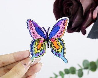 Hermoso parche de mariposa arcoíris, parche para planchar, parche bordado, aplique, etiquetas para planchar en la ropa,