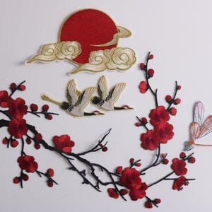 parche de grulla, parche de sol, parche de flor de cerezo roja, parche de libélula, parches termoadhesivos, parches bordados, apliques, parches por juego