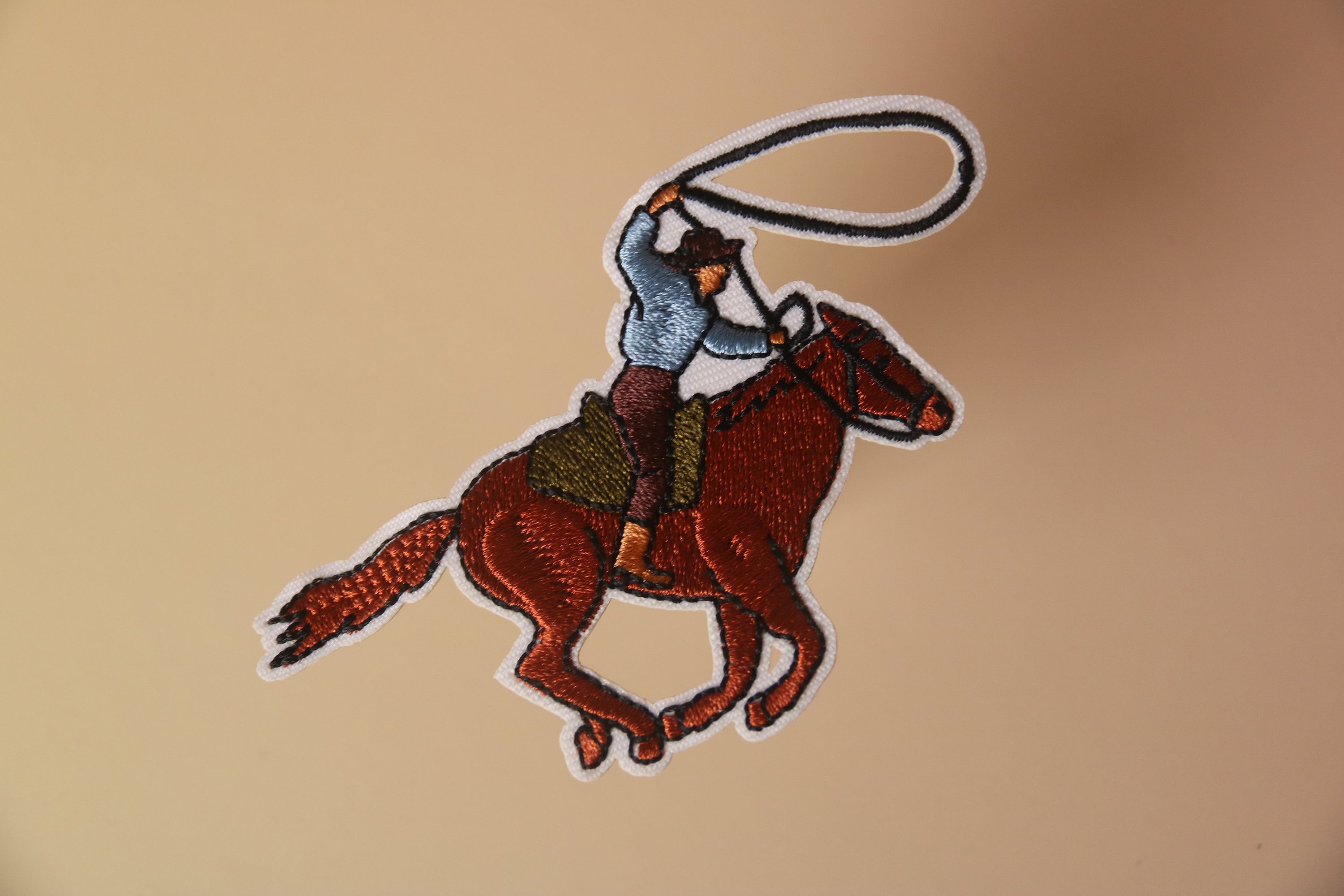 Écusson Patch Thermocollant ** 9 X 10 Cm ** Tête Cheval étalon Gris Blanc - Applique à Repasser