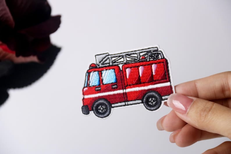 brandbilsmärke, brandbilsmärke, för barn, strykmärke, broderad märke, applikation, strykmärken för kläder, bild 1