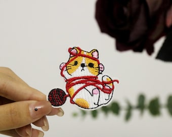 oranje kat speelt wolbal patch, opstrijkbare patch, geborduurde patch, appliqué, opstrijkbare kledinglabels,