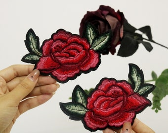 a pair of gorgeous red flower patch, iron on patch, embroidered patch, applique, iron on clothing labels,