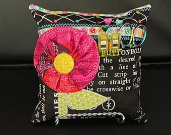 Sewing Accessories Flower Pocket Pincushion