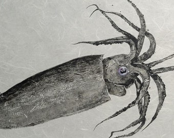 Original Arrow Squid Gyotaku – Attacking Greenback Fish Print – Handmade Ink Art on Mulberry Paper – Signed Inkfish - 11.75"x36"