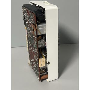 Vintage Emerson 988 "Rambler" Neva Break Pocket Radio - White- Kind Of Works image 12