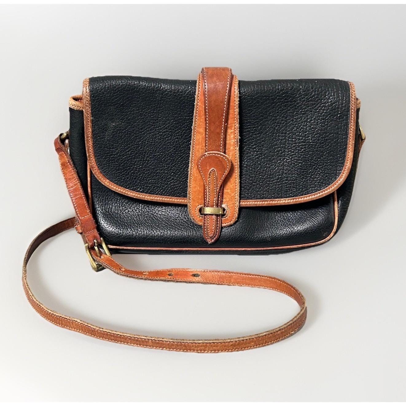 ⭐️未使用⭐️Dooney&Bourke レザーケース/イエロー/ヴィンテージ Vintage Dooney and Bourke All Weather Leather - Etsy