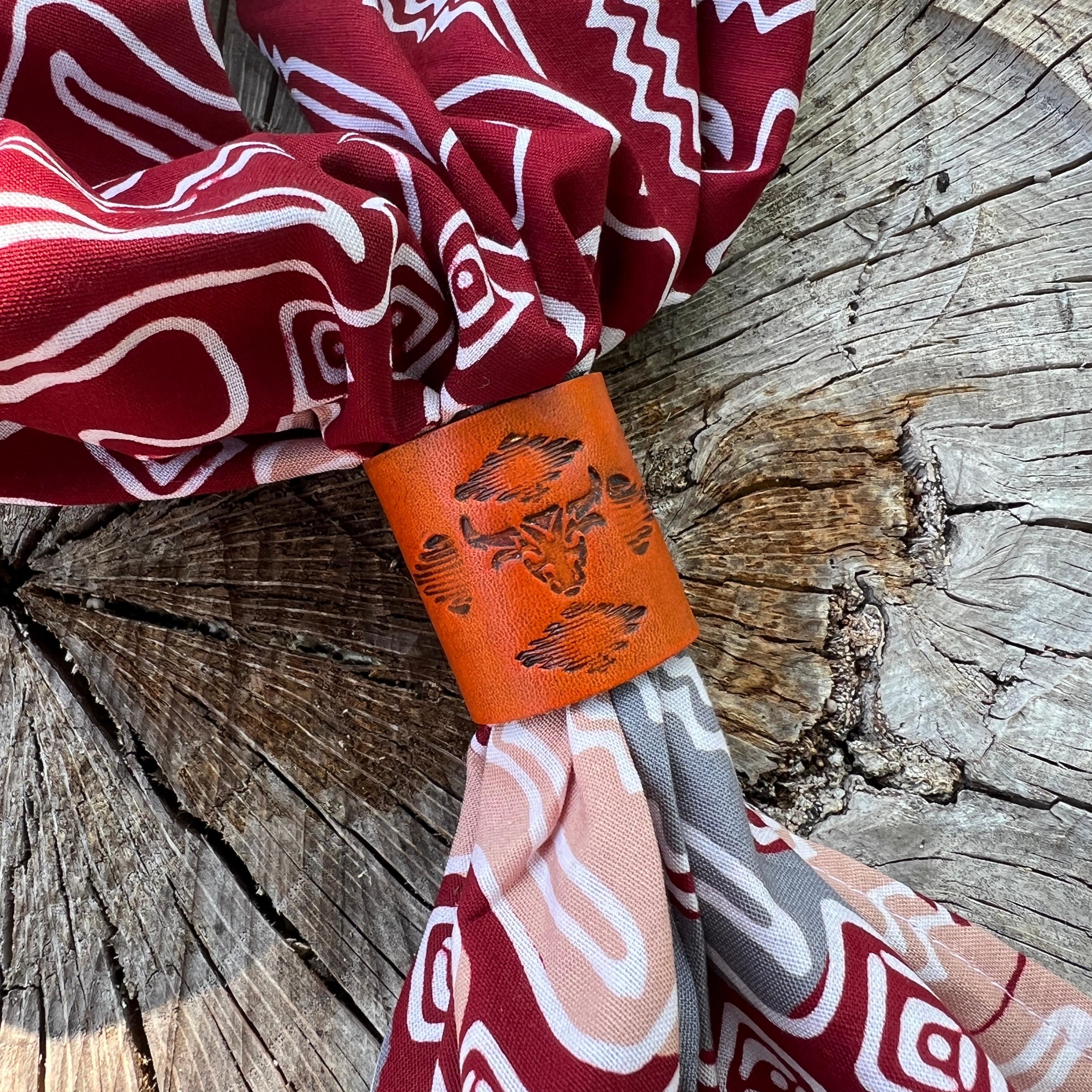 アクセサリー RRL STEER BANDANA SLIDER アクセサリー RRL STEER BANDANA SLIDER Tooled Leather Bandana