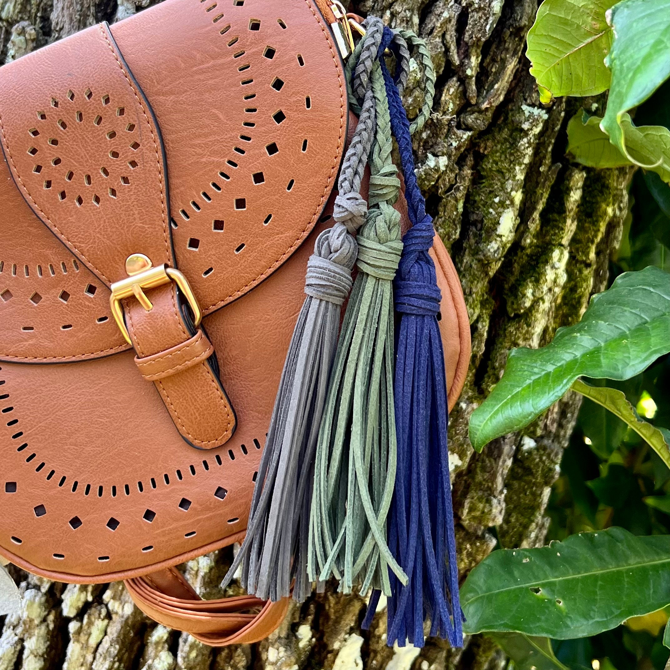 Leather Cross Body Suede Bag Yes for Tassel Charm / Gray