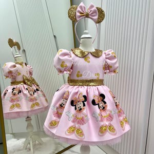 Jolie robe rose et or Minnie Mouse, robe Disney pour fille, tenue d&#39;anniversaire sur le thème de Minnie Mouse, cadeau d&#39;anniversaire pour fille, cadeau de Noël