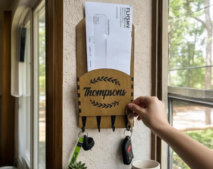 Personalized Family Name Key Mail and key Holder made from Real Wood, Key organizer, Entryway Key Rack