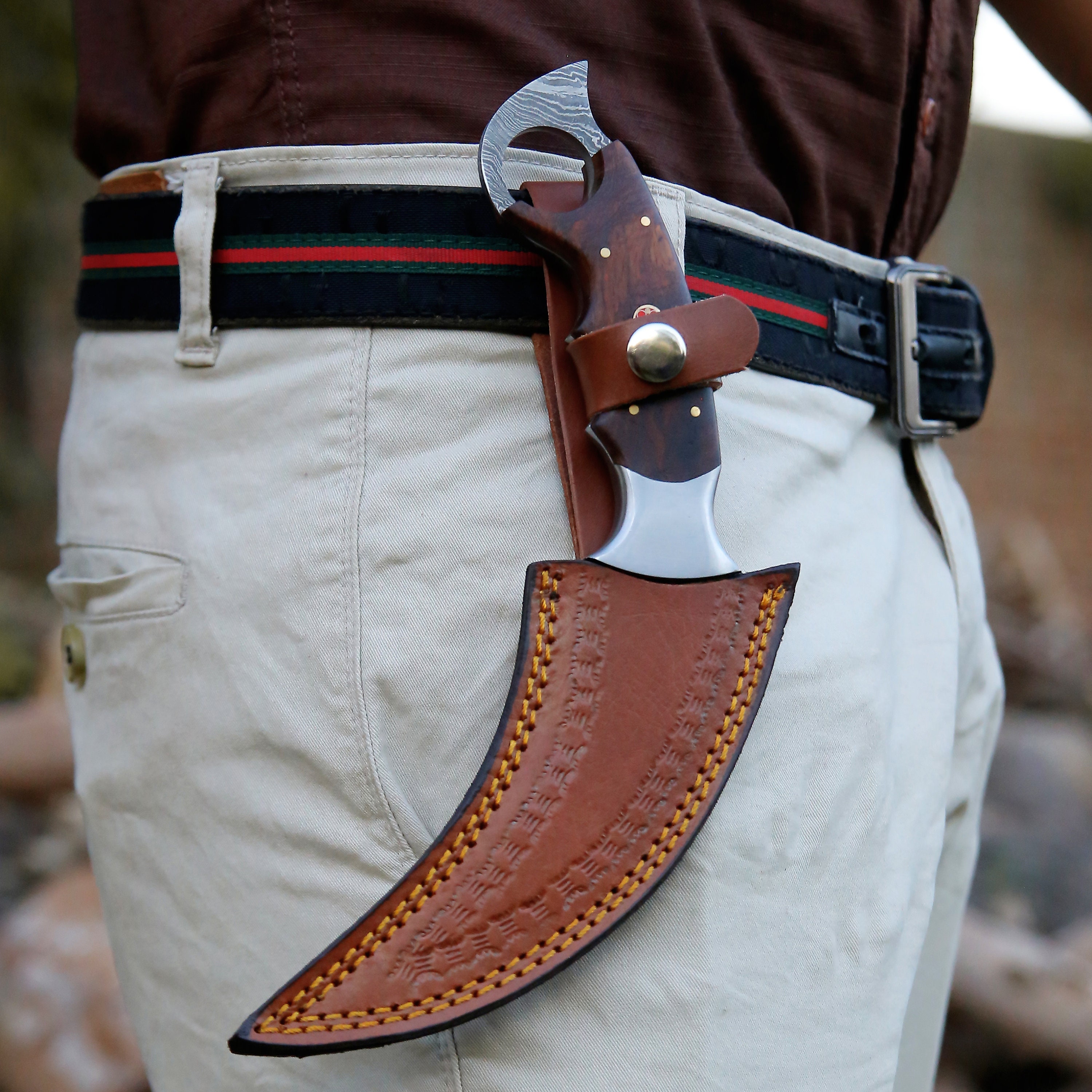 Custom Damascus Steel Karambit Knife-Personalized Hunting Knife, Groomsman Gift, EDC Camping Blade, Gift for Boyfriend or dad Husband Gift