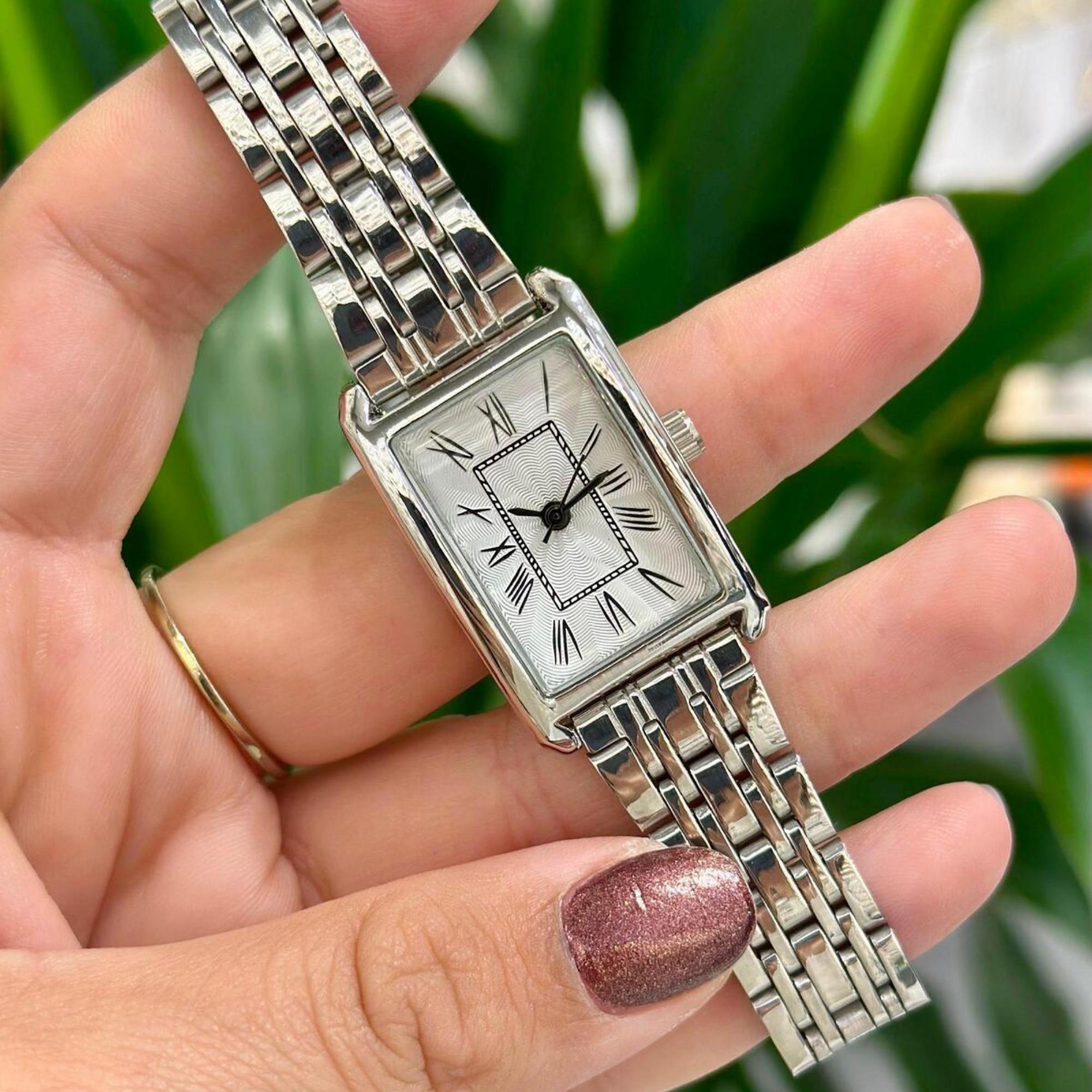 Coach Women’s Stainless Steel Signature “C” Watch Silver Dial Mint With Box V46174s.jpg main image 3