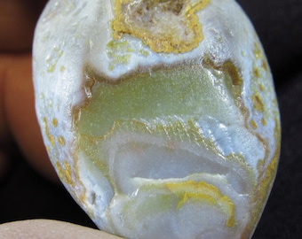 Lake Superior agate complete nodule - for anyone who loves cutting and polishing