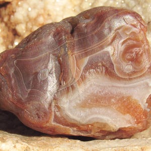 Lake Superior concentrically banded agate
